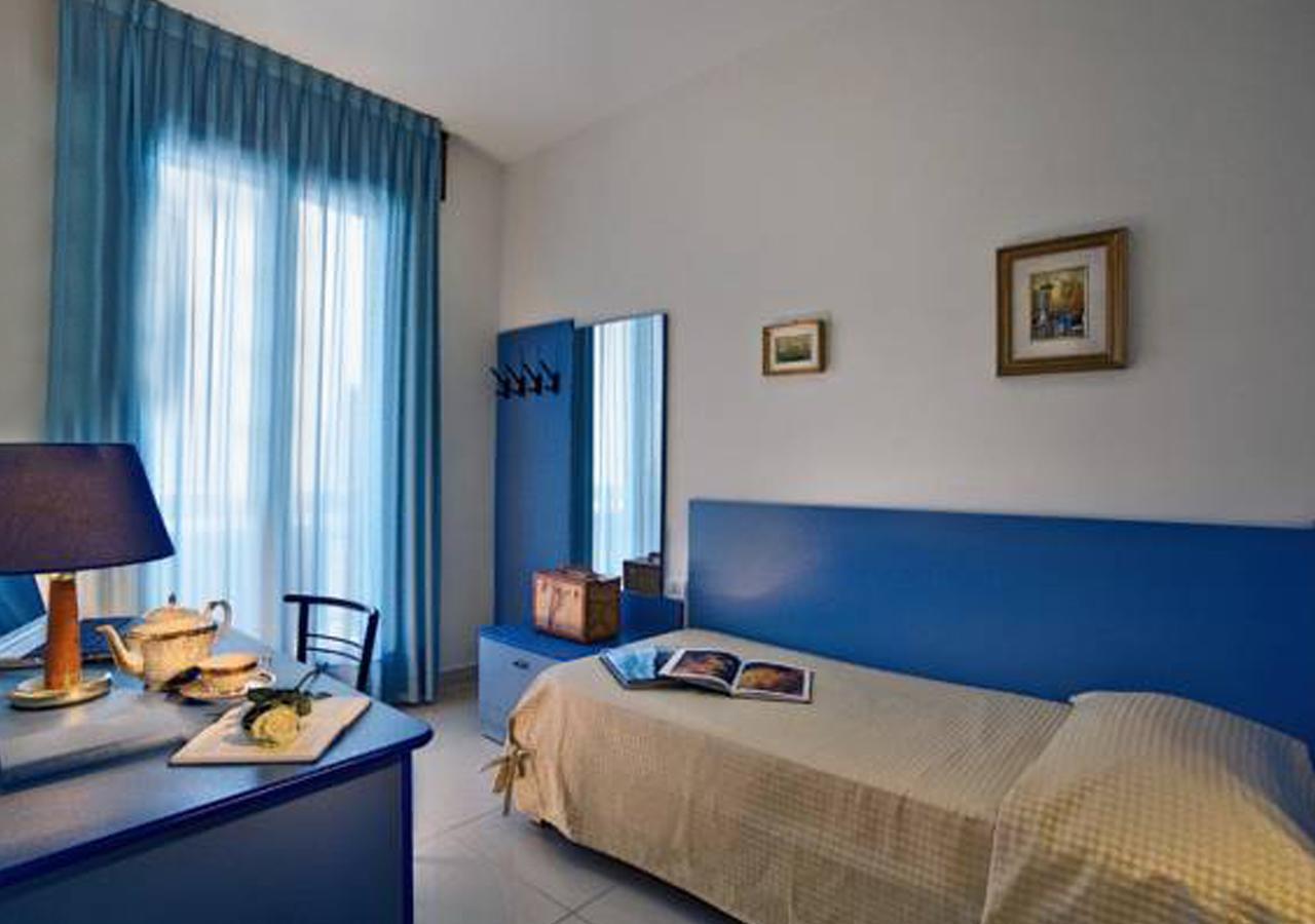 Hotel Le Tegnue Sottomarina Habitación foto